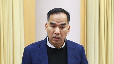 The Ministry of Education and Training announces the selection of the textbook series 'Connecting Knowledge with Life'.