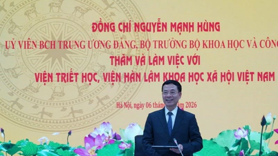 Promoting the role of philosophy in building the ideological foundation for national development in the new era.
