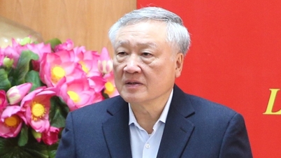نائب وزیر اعظم Nguyen Hoa Binh: انتخابات میں قومی اسمبلی اور عوامی کونسلوں میں خدمات انجام دینے کے لیے دیانتداری، قابلیت اور ذہانت کے ساتھ صحیح لوگوں کا انتخاب کرنا چاہیے۔