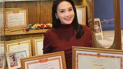Bao Thanh předvádí svůj nový úspěch, Minh Hang vypadá okouzlujícím způsobem.