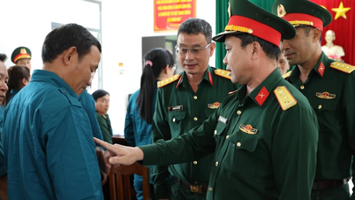 กองบัญชาการทหารจังหวัดเกียลายกำลังดำเนินการฝึกอบรมสำหรับผู้บังคับบัญชาของกองบัญชาการทหารระดับตำบล