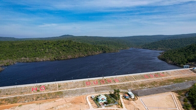 Phu Quoc اسپیشل اکنامک زون کی پیپلز کمیٹی خشک موسم میں پیداوار اور روزمرہ کی زندگی کے لیے پانی کے کفایتی اور موثر استعمال پر زور دیتی ہے۔