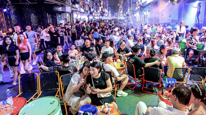 តើ​អាច​ធ្វើ​អ្វី​បាន​ខ្លះ​ដើម្បី​ឲ្យ​អ្នកទេសចរ​ចំណាយ​ប្រាក់​បន្ថែម?: «ម៉ាស៊ីន​បោះពុម្ព​ប្រាក់» នៅ​តែ​រង់ចាំ​ការ​ធ្វើ​ឲ្យ​សកម្ម។