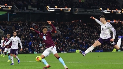 Sesko dupla gólt szerzett, de az MU így is döntetlenre állt a Burnley ellen.