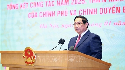 Thủ tướng: Để tăng trưởng 2 con số cần chuyển đổi cơ cấu kinh tế, xác lập mô hình tăng trưởng mới