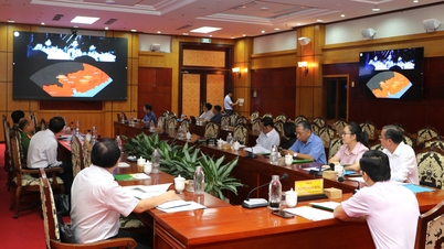 ការបញ្ចប់ខ្សែភាពយន្តឯកសារសម្រាប់គម្រោងជួសជុល និងអភិរក្សវត្ថុ និងរចនាសម្ព័ន្ធជាច្រើននៅក្នុងតំបន់ប្រវត្តិសាស្ត្រជាតិពិសេស នៃទីស្នាក់ការកណ្តាលគណៈកម្មាធិការកណ្តាលនៃតំបន់ភាគខាងត្បូង។