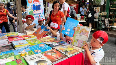 ถนนหนังสือโฮจิมินห์: สัญลักษณ์ทางวัฒนธรรมของเมือง