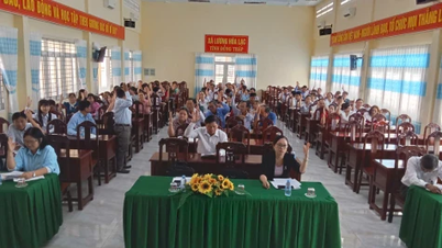 Gemeente Luong Hoa Lac: Nomineert unaniem 16 kandidaten voor de Volksraad.