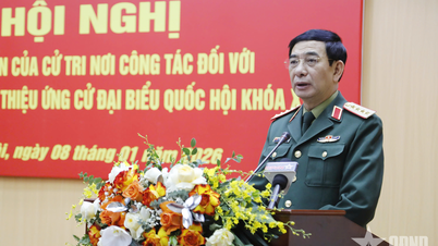 100% pemilih sepakat bulat untuk mencalonkan Jenderal Phan Văn Giang sebagai wakil rakyat dalam pemilihan Majelis Nasional ke-16.