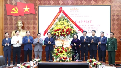 ឡៃចូវ៖ កិច្ចប្រជុំដើម្បីរំលឹកខួបលើកទី ៨០ នៃការបោះឆ្នោតសកលលើកដំបូង ដើម្បីជ្រើសរើសរដ្ឋសភាវៀតណាម និងដើម្បីសង្ខេបអាណត្តិឆ្នាំ ២០២១-២០២៦ របស់គណៈប្រតិភូរដ្ឋសភាខេត្តឡៃចូវ។