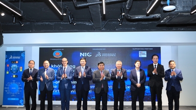 베트남에 최초로 인공지능 및 디지털 지배력 분야 우수센터가 설립되었습니다.