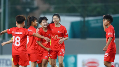 Se inaugura el Campeonato Nacional de Fútbol Femenino Sub-19: Phong Phu Ha Nam derrota a Hanoi, el equipo propiedad del presidente Hien pierde puntos ante Ciudad Ho Chi Minh