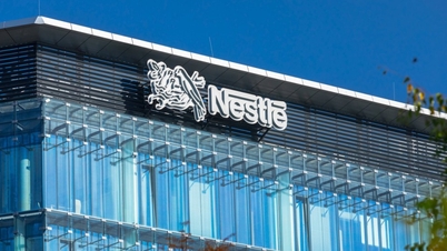 Список из 17 партий молока NAN, недавно отозванных компанией Nestlé Vietnam.