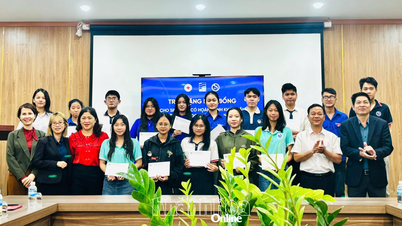 Tặng 20 suất học bổng cho sinh viên Trường Đại học Khánh Hòa