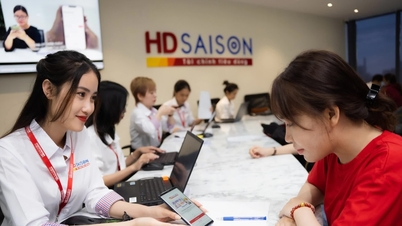 HDBank proposes converting HD Saison to a joint-stock company model, paving the way for listing on the stock exchange.