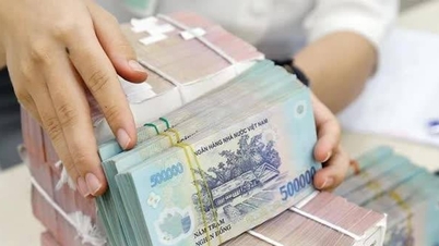 Płynność banków jest pod presją, gdyż wzrost kredytów osiągnął 19%, znacznie przekraczając wzrost depozytów.
