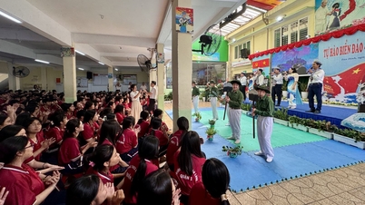 Kota Ho Chi Minh sedang meninjau data pendaftaran untuk tahun ajaran 2026-2027.
