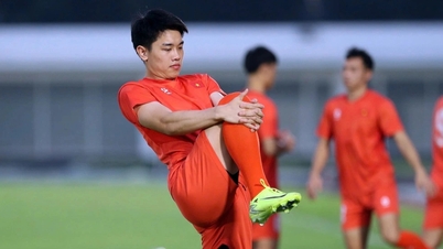 Vietnam U23 unexpectedly had to give up their training ground to Barcelona.