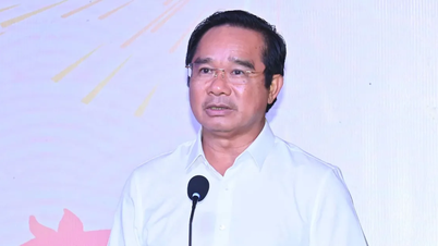 Vorsitzender des Volkskomitees von Ho-Chi-Minh-Stadt: Diese Umstrukturierung der Presse ist ein notwendiger Schritt hin zu mehr Effizienz und Durchsetzungskraft.