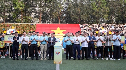 พิธีเปิดงานเทศกาลฟุตบอลนักศึกษาที่ยิ่งใหญ่ที่สุดแห่งปี