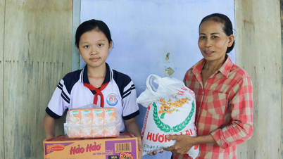 Pemimpin persatuan wanita menyebarkan nilai-nilai positif.