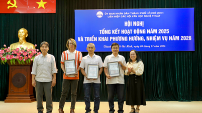 Die Werte des vietnamesischen Volkes pflegen.