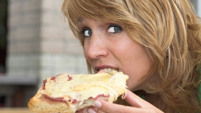 Mastigar bem os alimentos traz mais benefícios do que você imagina.