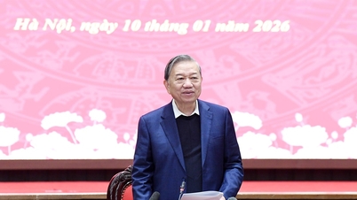 Generalsekretär an Lam: Hanoi muss sich als nationales Entwicklungszentrum positionieren und auch so agieren.