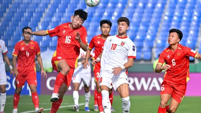 สถานการณ์ที่ทีมชาติเวียดนาม U23 จะผ่านเข้ารอบก่อนรองชนะเลิศของการแข่งขันฟุตบอลชิงแชมป์เอเชีย U23 ปี 2026