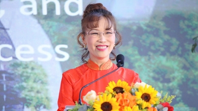 ดร. เหงียน ถิ ฟอง เถา เรียกร้องให้นักลงทุนร่วมสร้างอนาคตในเมืองดานัง
