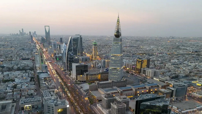 Saudi Arabia begins construction on the world's largest government data center.