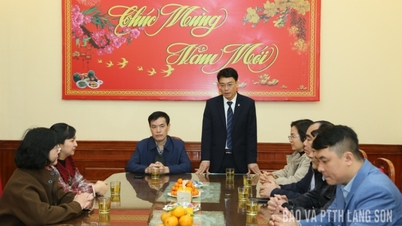 หนังสือพิมพ์และสถานีโทรทัศน์ในเมืองหลางเซินและเมืองเกาบ๋างได้แลกเปลี่ยนประสบการณ์ด้านกิจกรรมทางวารสารศาสตร์