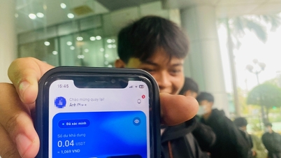 학생들은 쇼핑을 위해 미국 달러(USDT)를 베트남 동으로 환전하는 경험을 할 수 있도록 제공받았습니다.