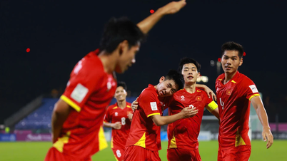 Media China memuji lonjakan ke hadapan bola sepak Vietnam.