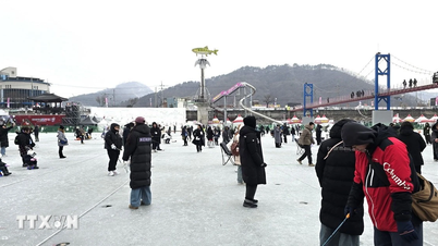 Festival memancing ais di Korea Selatan - destinasi musim sejuk terbaik di dunia.