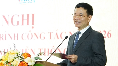 Bộ trưởng Nguyễn Mạnh Hùng: Chuyển viễn thông từ hạ tầng kết nối sang hạ tầng năng lực số
