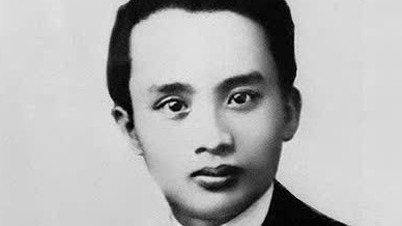 Setiausaha Agung yang mana, yang pada asalnya seorang guru, pernah mengisytiharkan, "Saya tidak perlu menyesali apa-apa"?