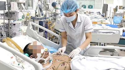 Šestatřicetiletý muž byl hospitalizován v kritickém stavu poté, co se od své dcery nakazil planými neštovicemi.