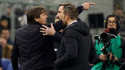 Oyundan atıldıktan sonra Teknik Direktör Conte, hakeme öfkesini dile getirdi.