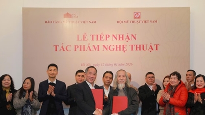 Muzium Seni Halus Vietnam telah menerima hampir 1,000 karya seni.