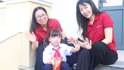 Uzak bir adadaki yardım kuruluşuna Tet'i (Vietnam Ay Takvimi Yeni Yılı) erken getirmek.