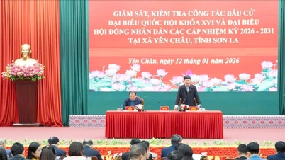 Phó Chủ tịch Quốc hội Vũ Hồng Thanh giám sát, kiểm tra công tác bầu cử tại xã Yên Châu, Sơn La
