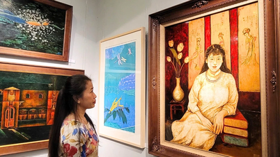 นิทรรศการ "สีสันแห่งมิตรภาพ": การพบปะกันของศิลปินชาวเวียดนามและเกาหลี