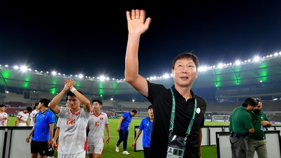Jurulatih Kim Sang Sik: Pasukan Vietnam B23 akan mencipta keajaiban di kejohanan Asia.
