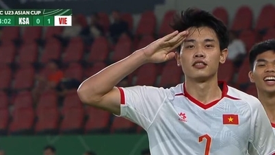 AFC U23 Aziatisch Kampioenschap 2026: Na Saoedi-Arabië te hebben verslagen, plaatst Vietnam U23 zich met een perfecte score voor de kwartfinales.