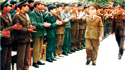 École de formation des officiers politiques : Un demi-siècle à cultiver et à promouvoir les valeurs traditionnelles des « 12 mots d'or ».