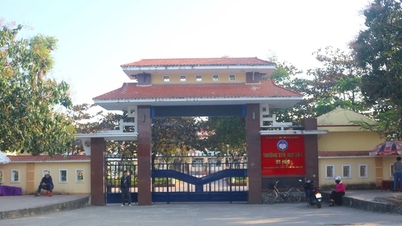 ราคาอาหารกลางวันโรงเรียน 25,000 ดอง ก่อให้เกิดข้อถกเถียง โรงเรียนประถมแห่งหนึ่งต้องระงับการให้บริการ