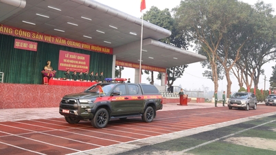 พิธีส่งตัวผู้แทนเข้าร่วมการประชุมใหญ่พรรคมีรถยนต์ 121 คัน ขนส่งผู้แทนกว่า 1,400 คน