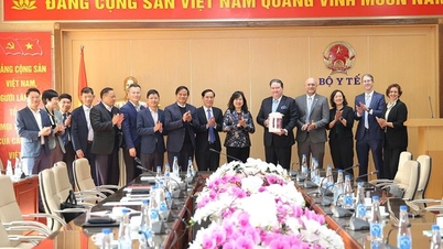 រដ្ឋមន្ត្រី ដាវ ហុងឡាន ទទួលជួបឯកអគ្គរដ្ឋទូតអាមេរិកប្រចាំនៅវៀតណាម។