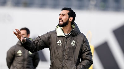 Álvaro Arbeloa debutuje v Realu Madrid: Čeká se na znovuvytvoření Mourinhovy verze.